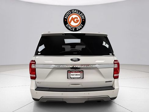 Used 2020 Ford Expedition XLT w/ Equipment Group 202A AWD/4WD image 7