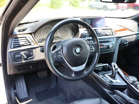 Used 2015 BMW 428i xDrive Convertible AWD/4WD image 15
