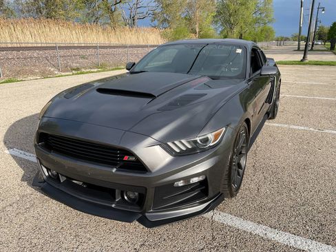 Used 2015 Ford Mustang GT Premium w/ GT Performance Package RWD image 5