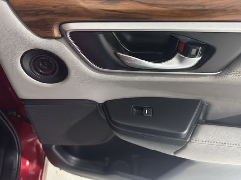 Used 2022 Honda CR-V Touring image 14