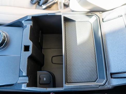 Used 2025 Ford Ranger Lariat w/ Advanced Towing Package image 37