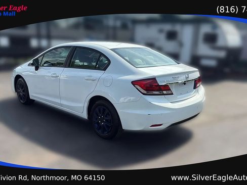 Used 2013 Honda Civic LX image 3
