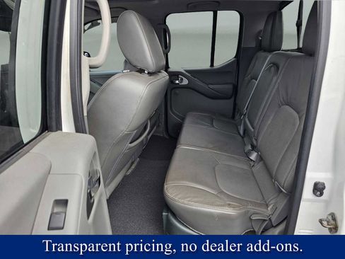 Used 2015 Nissan Frontier SL w/ Moonroof Package image 31