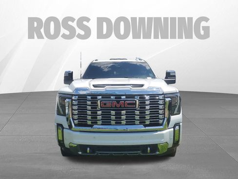 Used 2024 GMC Sierra 2500 Denali w/ Denali Reserve Package AWD/4WD image 2