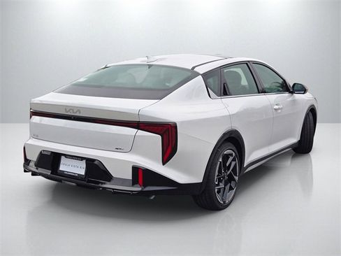 New 2026 Kia K4 GT-Line image 5