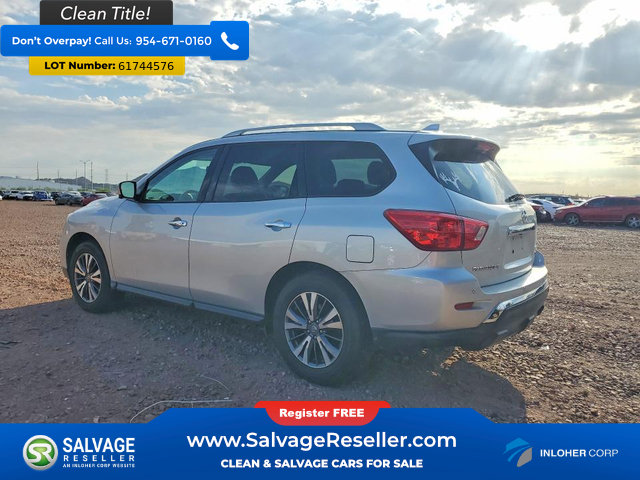 Used 2020 Nissan Pathfinder SL AWD/4WD image 3