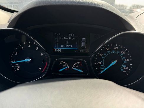 Used 2016 Ford Escape SE w/ Equipment Group 201A AWD/4WD image 22