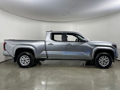 New 2026 Toyota Tacoma SR5 image 2