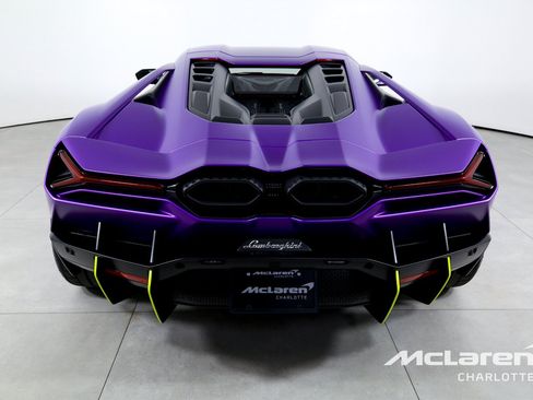 Used 2025 Lamborghini Revuelto AWD/4WD image 8