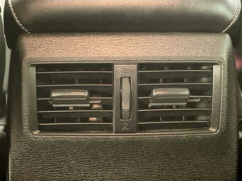 Used 2023 Mitsubishi Outlander SE Black Edition image 23