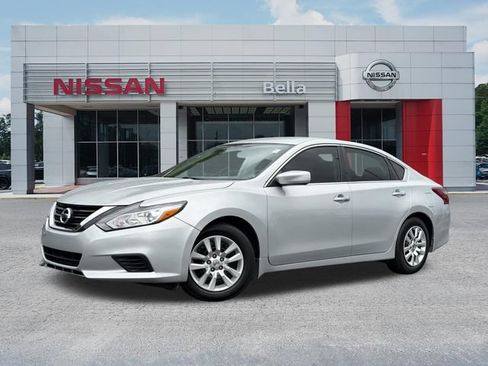 Used 2018 Nissan Altima 2.5 S w/ S Convenience Package FWD image 1