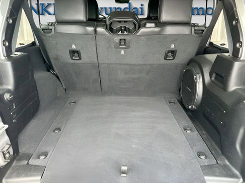 Used 2020 Jeep Wrangler Unlimited Sahara w/ Uconnect 4C Nav & Sound Group image 8