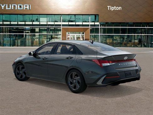 New 2026 Hyundai Elantra Sport image 5