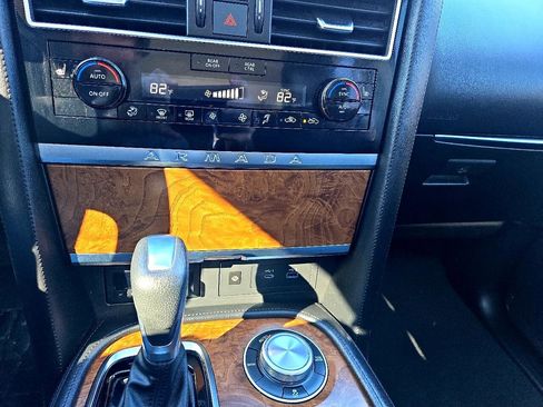 Used 2023 Nissan Armada SL image 21