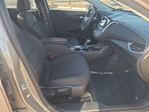 Used 2024 Chevrolet Malibu LT image 22