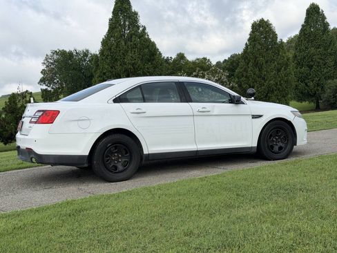 Used 2014 Ford Taurus Police Interceptor AWD image 17