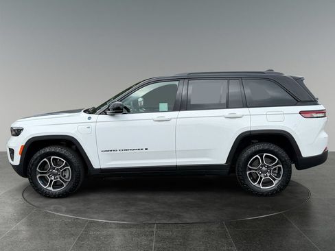 Used 2022 Jeep Grand Cherokee Trailhawk AWD/4WD image 5