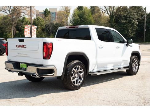 New 2026 GMC Sierra 1500 SLT w/ SLT Premium Plus Package image 8