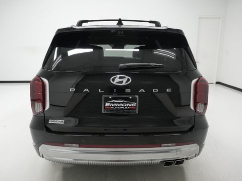 Used 2023 Hyundai Palisade Calligraphy FWD image 5
