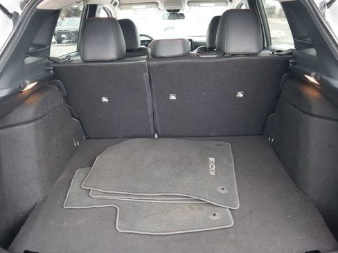 Certified 2025 Nissan Kicks SR image 26