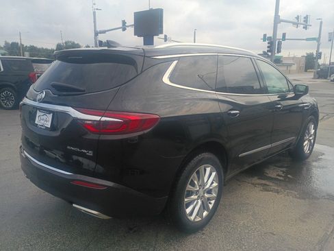 Used 2018 Buick Enclave Premium w/ Experience Buick Package AWD/4WD image 6