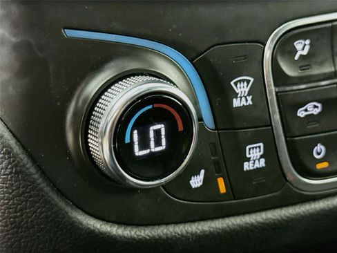 Used 2024 Chevrolet Equinox RS FWD image 20