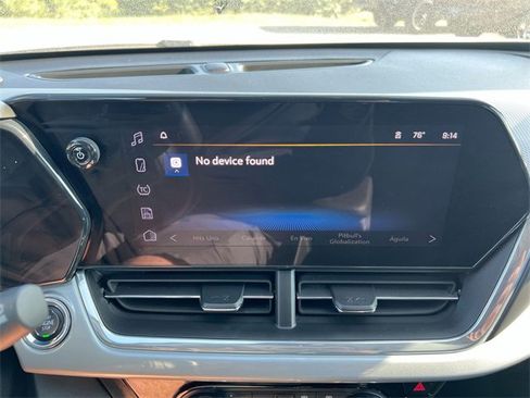 Used 2024 Chevrolet Trax LT w/ Driver Confidence Package image 13