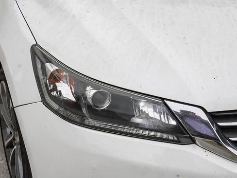 Used 2015 Honda Accord Sport image 4