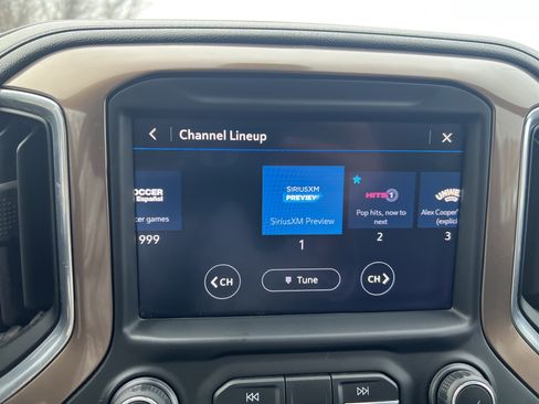 Used 2020 Chevrolet Silverado 2500 High Country image 20