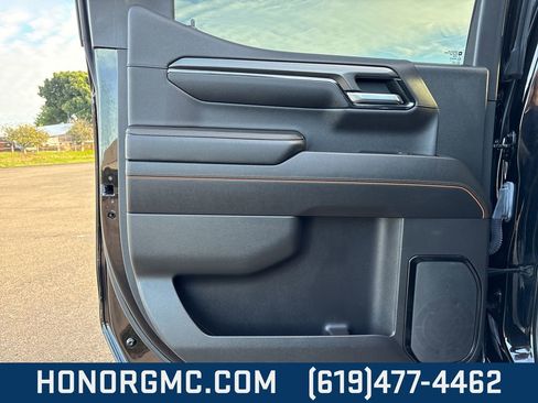 Used 2022 GMC Sierra 1500 AT4 image 21