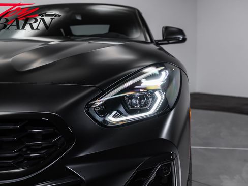 Used 2026 BMW Z4 M40i RWD image 18