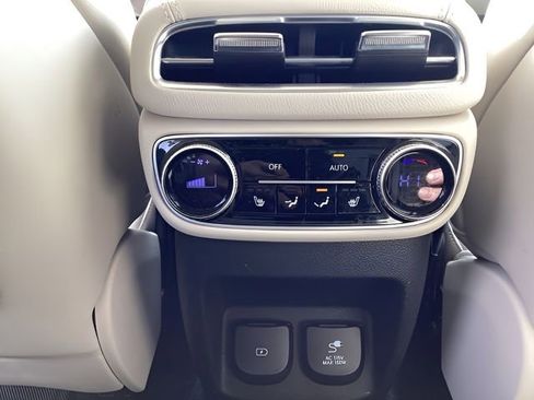 Used 2023 Genesis GV80 2.5T w/ Prestige Package image 18