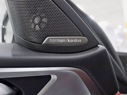 Used 2025 BMW i4 xDrive40i w/ M Sport Package image 35