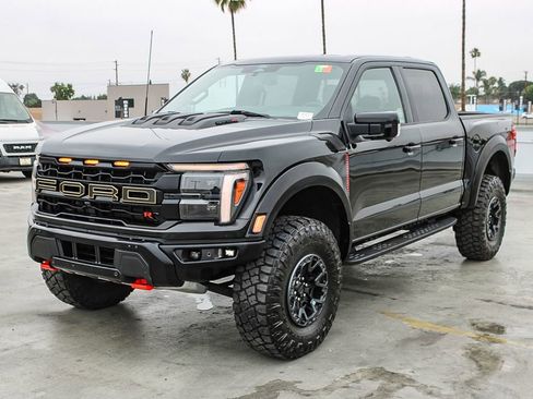 Used 2025 Ford F150 Raptor w/ Equipment Group 803A Raptor R AWD/4WD image 3