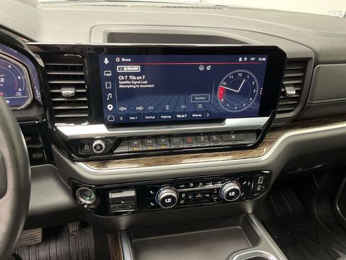 Certified 2025 GMC Sierra 1500 Elevation w/ Elevation Premium Package AWD/4WD image 19