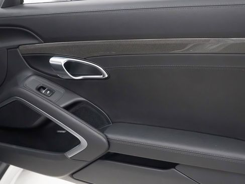 Certified 2018 Porsche 911 GT3 image 14