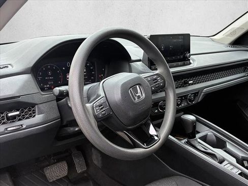Used 2024 Honda Accord EX image 10
