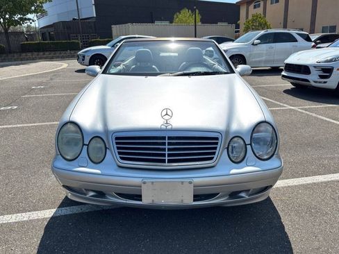 Used 2003 Mercedes-Benz CLK 320 Cabriolet image 3
