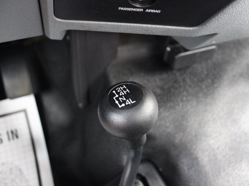 Used 2015 Ford F250 XL w/ Power Equipment Group AWD/4WD image 23