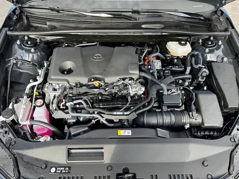 Used 2026 Toyota Camry SE FWD image 30
