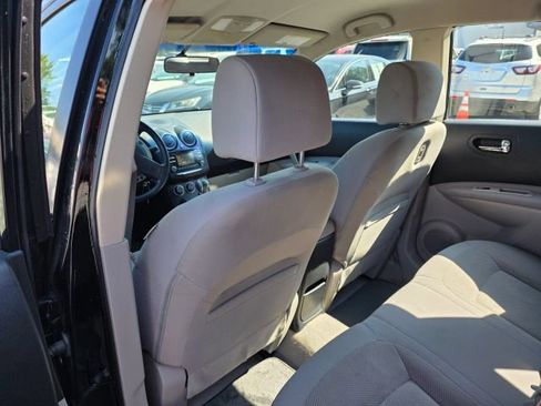 Used 2015 Nissan Rogue S w/ Convenience Package FWD image 19