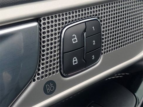 Used 2022 Ford Explorer ST w/ Equipment Group 401A image 16