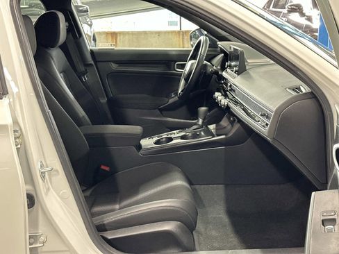 Used 2024 Honda Civic Sport image 13
