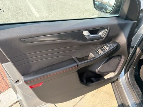Used 2024 Ford Escape ST-Line AWD/4WD image 13