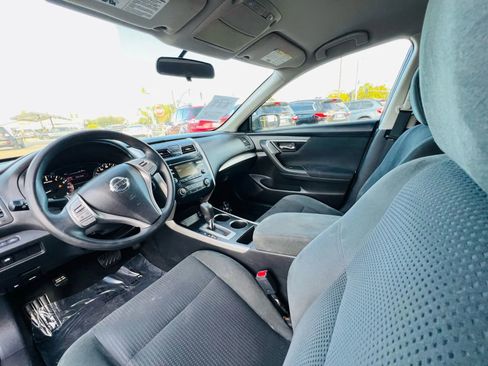Used 2015 Nissan Altima 2.5 S w/ Power Driver Seat Package image 11