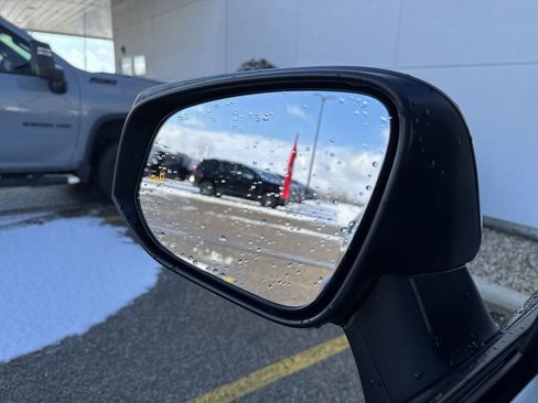 Used 2019 Toyota RAV4 XLE Premium image 6