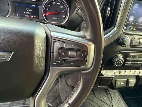 Used 2020 Chevrolet Silverado 1500 LT Trail Boss AWD/4WD image 17