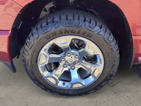 Used 2021 RAM 1500 Big Horn AWD/4WD image 14