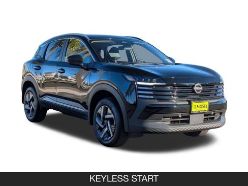 New 2026 Nissan Kicks SV w/ SV Premium Package FWD image 2