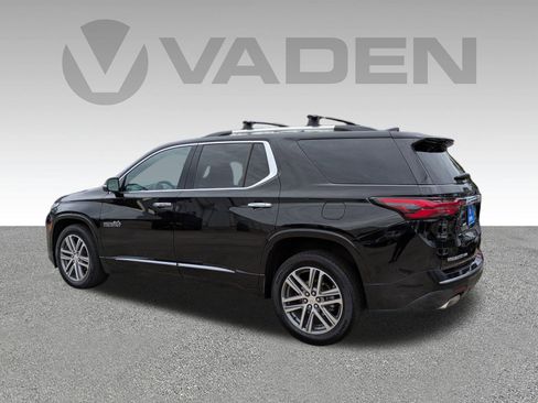 Used 2023 Chevrolet Traverse High Country w/ LPO, Floor Liner Package image 31